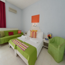 DOUBLE GARDEN WITH POOL